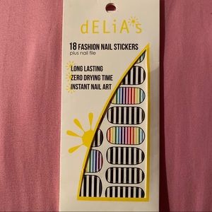 Delias Fashion Nail Stickers & Nail file